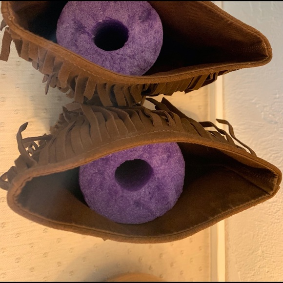 Lauren Conrad moccasin boots - Picture 2 of 9